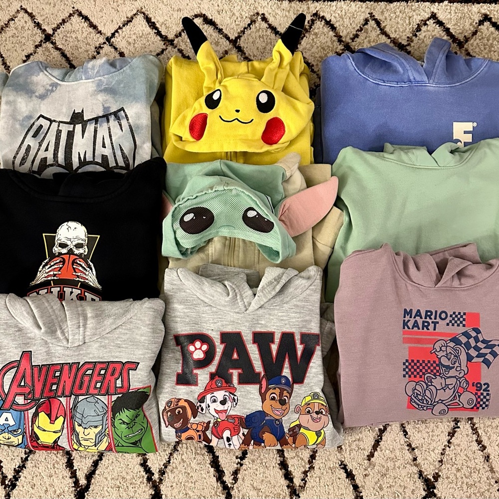 9pc Boys Small (6/7) Hoodies Bundle - Pokemon, Star Wars, Nike, Multiple Brands